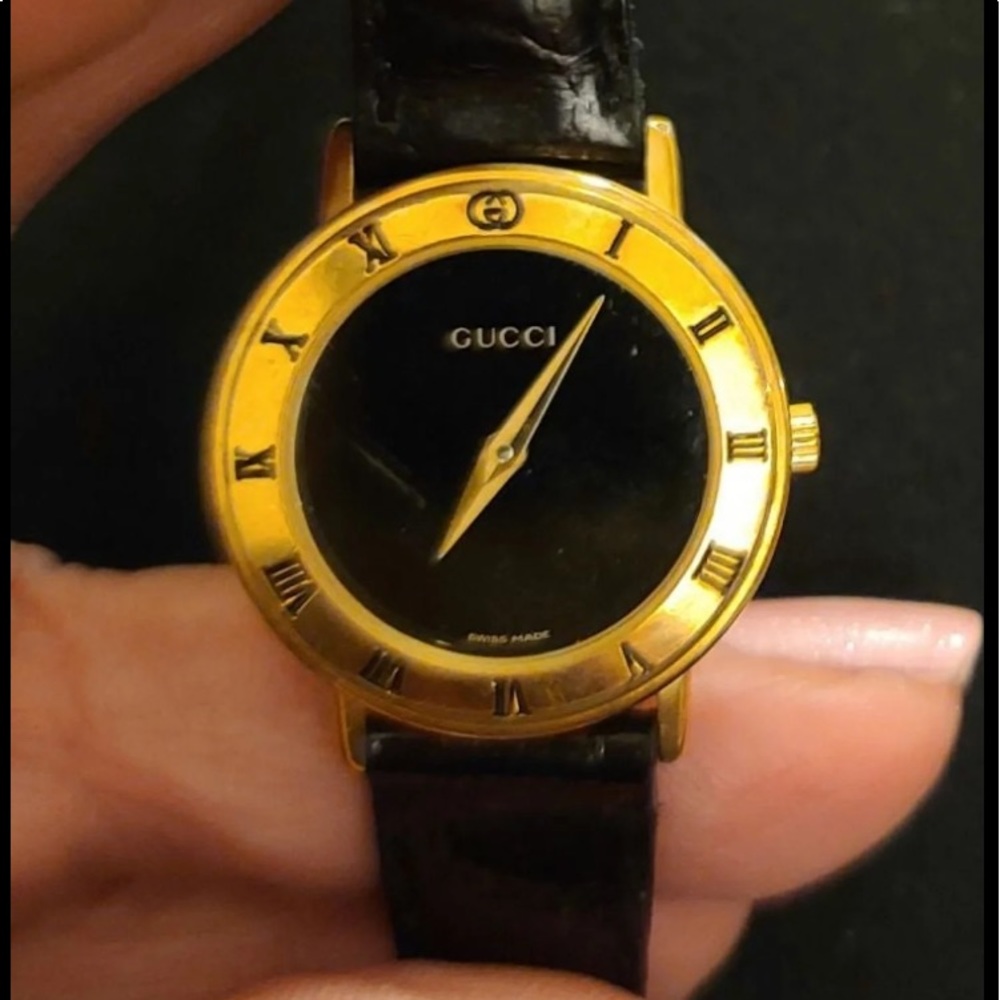 Gucci Watch - Picture 5 of 10
